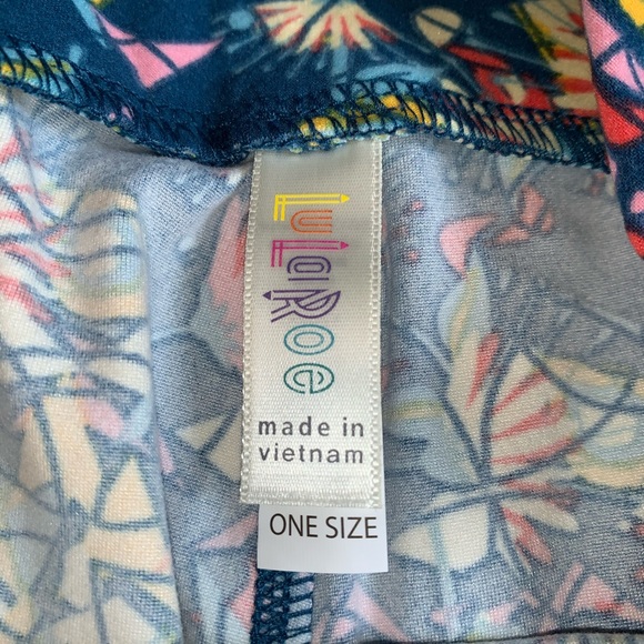 LuLaRoe One Size Leggings - Picture 4 of 7